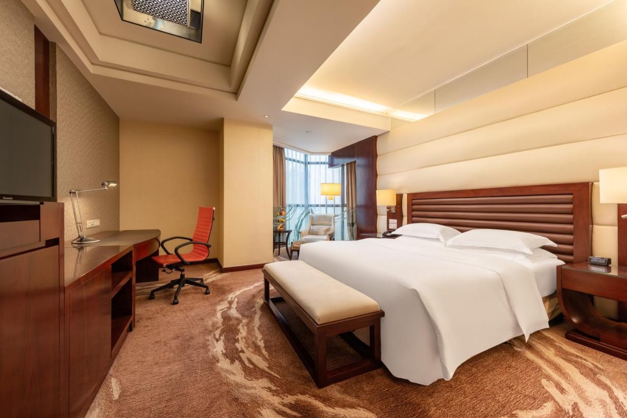 Crowne Plaza Foshan By Ihg - Canton Fair Free Shuttle Bus Ngoại thất bức ảnh