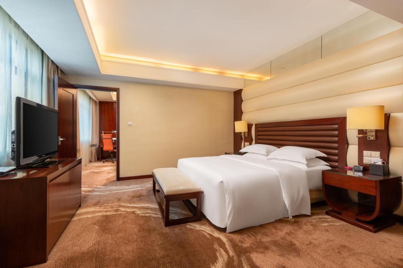 Crowne Plaza Foshan By Ihg - Canton Fair Free Shuttle Bus Ngoại thất bức ảnh