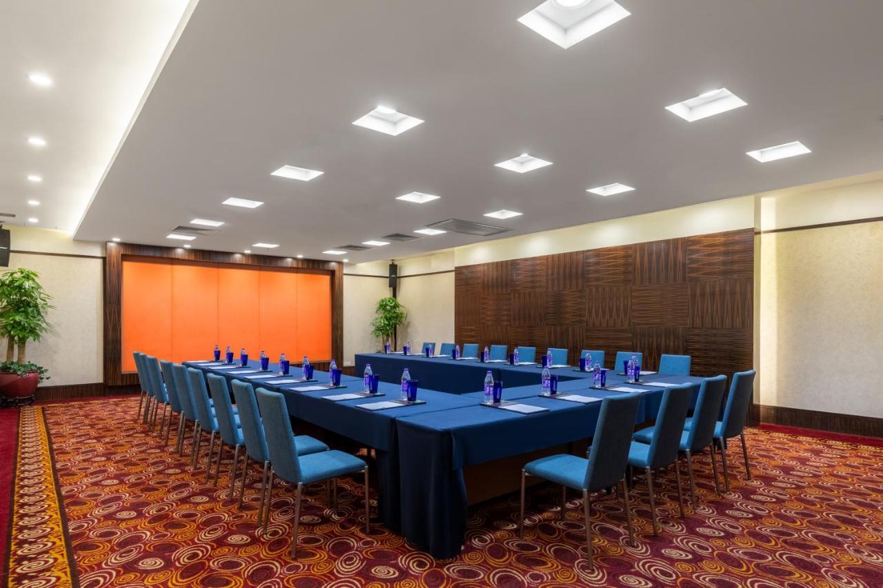 Crowne Plaza Foshan By Ihg - Canton Fair Free Shuttle Bus Ngoại thất bức ảnh
