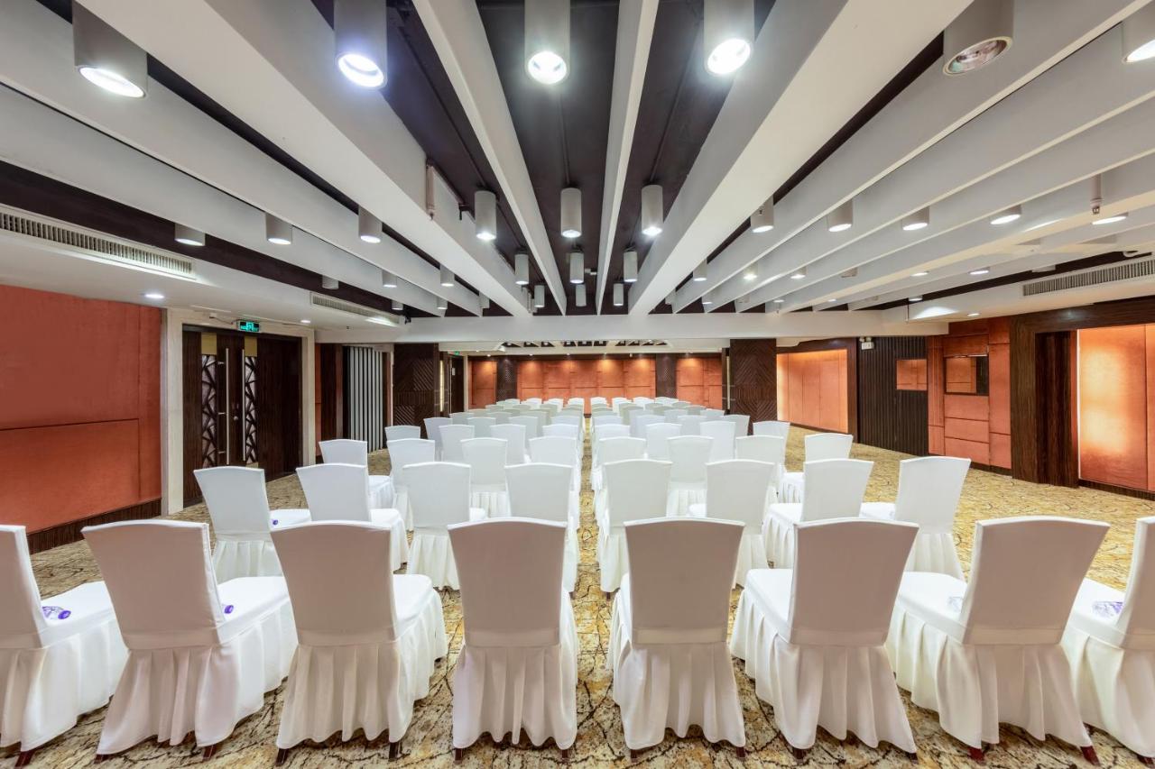 Crowne Plaza Foshan By Ihg - Canton Fair Free Shuttle Bus Ngoại thất bức ảnh